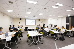 株式会社宣伝会議にて「マーケターのための生成AI入門ワークショップ～顧客体験の未来を変える～」と題したワークショップ型のセミナーを顧客時間の代表・奥谷孝司氏と岩井琢磨氏を迎え、弊社代表河野が企画・ファシリテーションしました